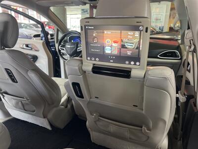 2018 Chrysler Pacifica Touring L Plus 4DR MINI-VAN   - Photo 28 - Hamilton, OH 45015