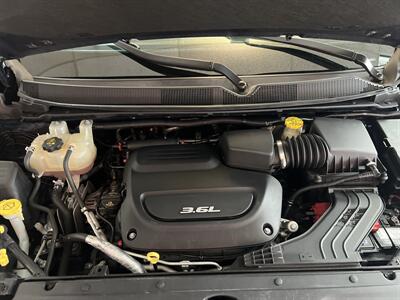 2018 Chrysler Pacifica Touring L Plus 4DR MINI-VAN   - Photo 39 - Hamilton, OH 45015