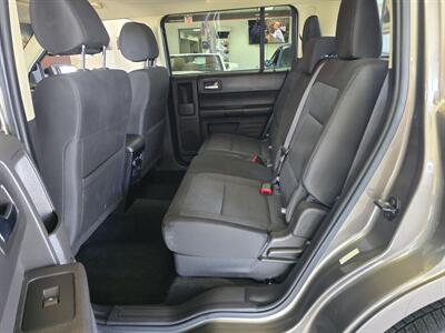 2014 Ford Flex SE   - Photo 12 - Hamilton, OH 45015