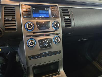 2014 Ford Flex SE   - Photo 23 - Hamilton, OH 45015