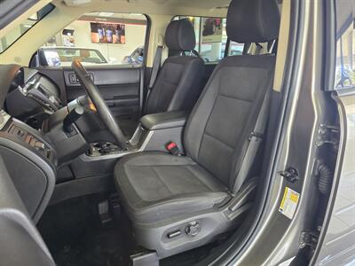 2014 Ford Flex SE   - Photo 9 - Hamilton, OH 45015