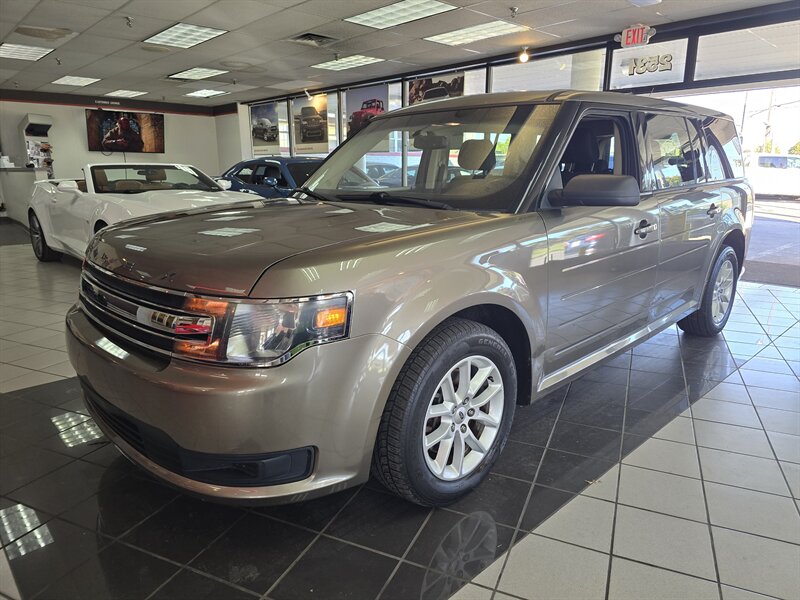 2014 Ford Flex SE - Photo 1 - Hamilton, OH 45015