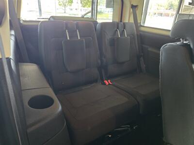 2014 Ford Flex SE   - Photo 19 - Hamilton, OH 45015