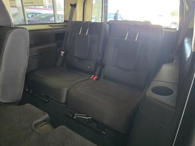 2014 Ford Flex SE   - Photo 13 - Hamilton, OH 45015