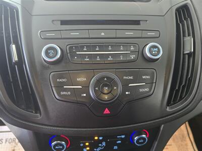 2017 Ford Escape SE 4DR SUV   - Photo 18 - Hamilton, OH 45015