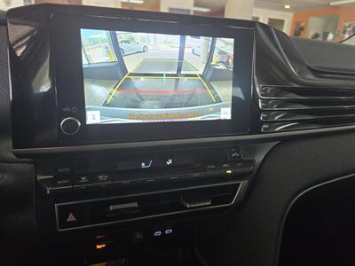 2025 Toyota Camry LE 4DR SEDAN   - Photo 16 - Hamilton, OH 45015