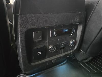 2017 Ford Expedition XLT - Photo 16 - Hamilton, OH 45015