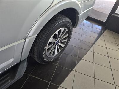 2017 Ford Expedition XLT - Photo 48 - Hamilton, OH 45015