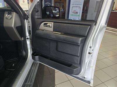 2017 Ford Expedition XLT - Photo 17 - Hamilton, OH 45015