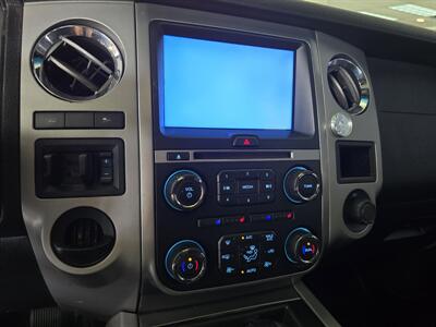 2017 Ford Expedition XLT - Photo 27 - Hamilton, OH 45015