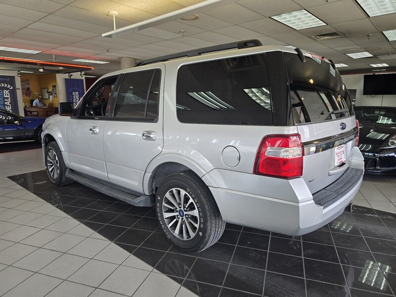 2017 Ford Expedition XLT - Photo 6 - Hamilton, OH 45015