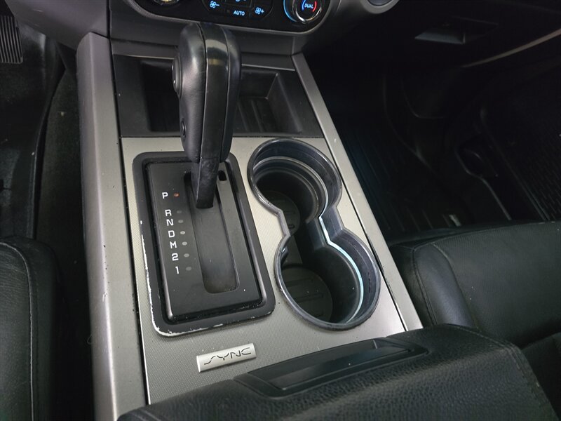 2017 Ford Expedition XLT - Photo 26 - Hamilton, OH 45015