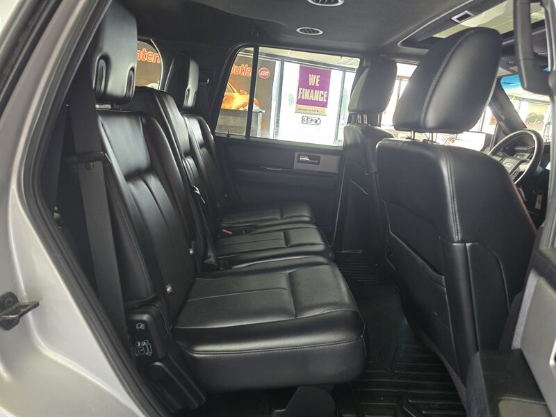 2017 Ford Expedition XLT - Photo 21 - Hamilton, OH 45015