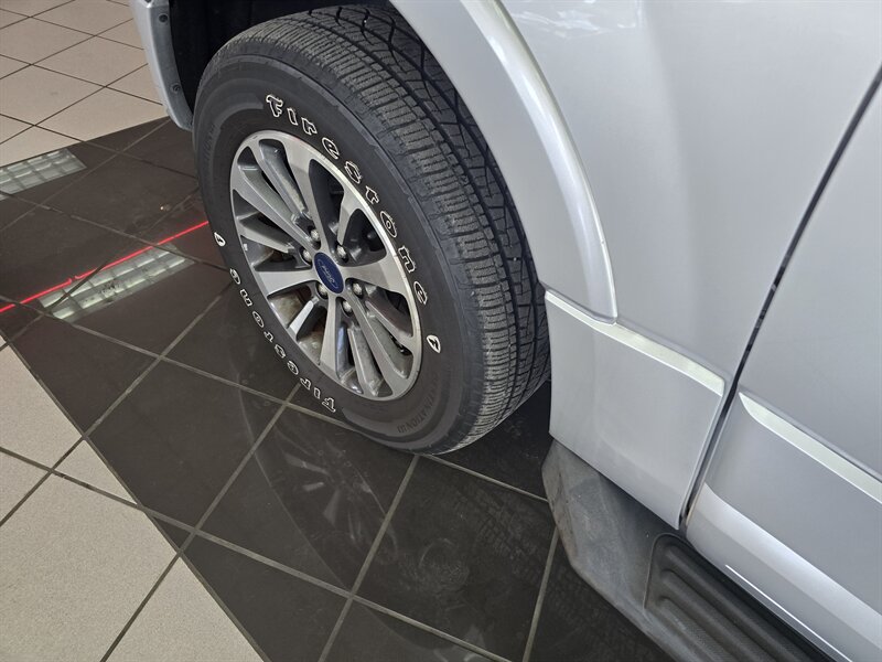 2017 Ford Expedition XLT - Photo 49 - Hamilton, OH 45015