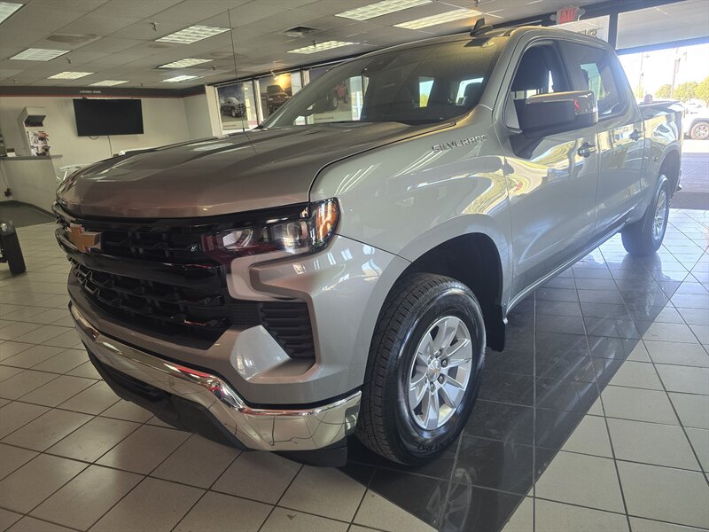 2025 Chevrolet Silverado 1500 LT 4DR CREW CAB 4X4