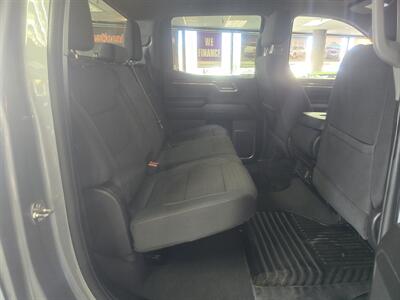 2025 Chevrolet Silverado 1500 LT 4DR CREW CAB 4X4   - Photo 15 - Hamilton, OH 45015