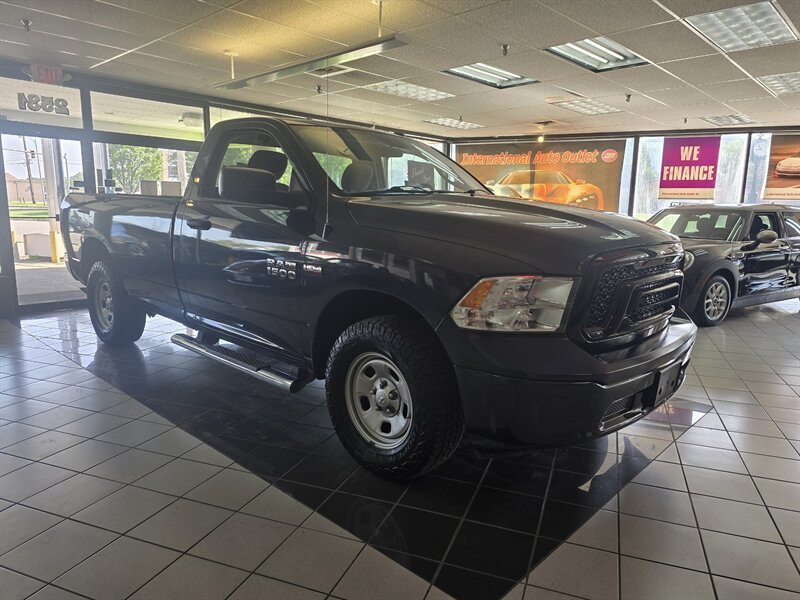 2015 RAM 1500 Tradesman 2DR REGULAR CAB/HEMI - Photo 3 - Hamilton, OH 45015