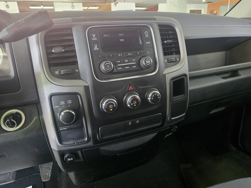 2015 RAM 1500 Tradesman 2DR REGULAR CAB/HEMI - Photo 20 - Hamilton, OH 45015