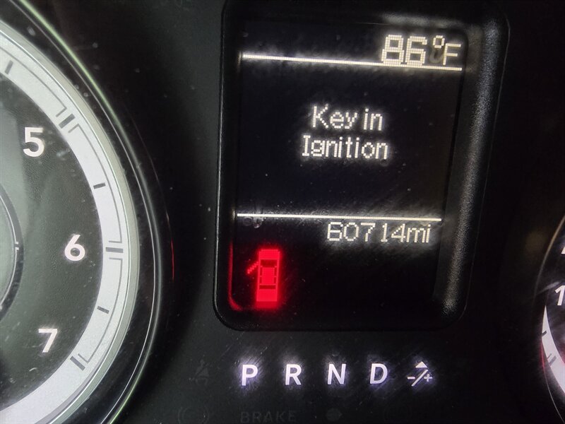2015 RAM 1500 Tradesman 2DR REGULAR CAB/HEMI - Photo 17 - Hamilton, OH 45015