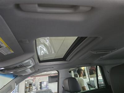 2015 Chevrolet Tahoe LTZ 4DR SUV 4X4/V8   - Photo 21 - Hamilton, OH 45015