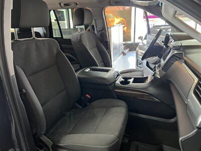 2017 Chevrolet Tahoe LS 4DR SUV 4X4   - Photo 28 - Hamilton, OH 45015