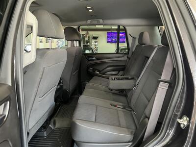 2017 Chevrolet Tahoe LS 4DR SUV 4X4   - Photo 20 - Hamilton, OH 45015