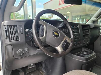 2017 Chevrolet Express 2500 3DR CARGO VAN /V8   - Photo 9 - Hamilton, OH 45015