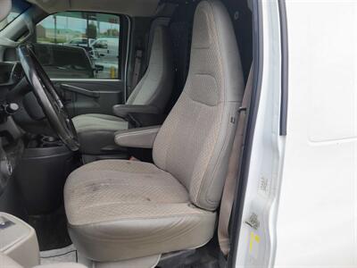 2017 Chevrolet Express Cargo 2500 3DR CARGO VAN   - Photo 10 - Hamilton, OH 45015