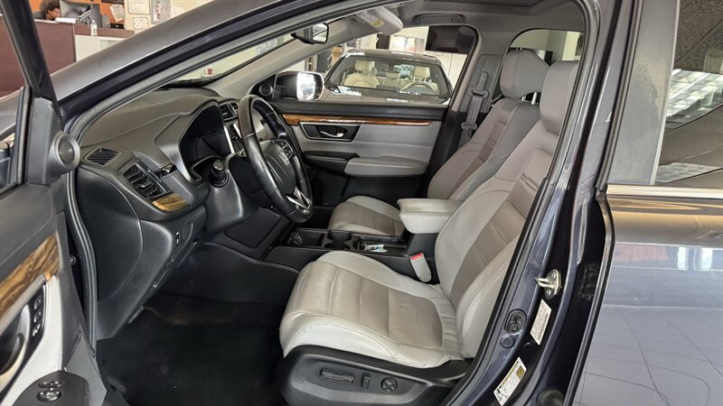 2018 Honda CR-V EX-L 4DR SUV AWD - Photo 11 - Hamilton, OH 45015