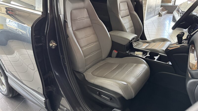 2018 Honda CR-V EX-L 4DR SUV AWD - Photo 28 - Hamilton, OH 45015