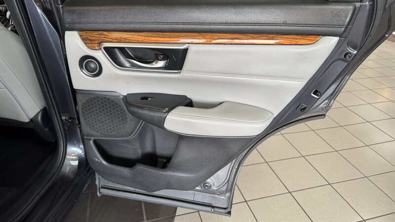 2018 Honda CR-V EX-L 4DR SUV AWD - Photo 24 - Hamilton, OH 45015