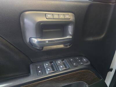 2018 GMC Sierra 1500 Denali 4DR CREW CAB 4X4/V8 - Photo 17 - Hamilton, OH 45015