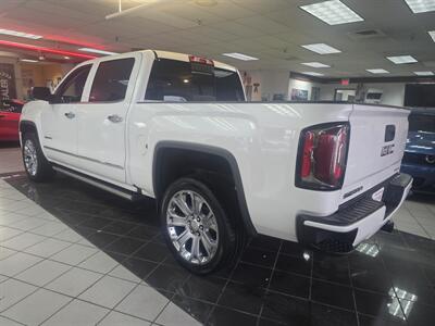 2018 GMC Sierra 1500 Denali 4DR CREW CAB 4X4/V8 - Photo 6 - Hamilton, OH 45015