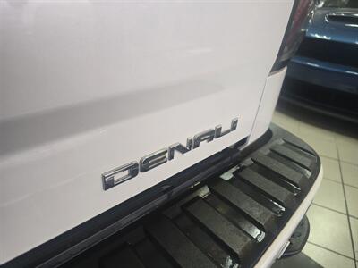 2018 GMC Sierra 1500 Denali 4DR CREW CAB 4X4/V8 - Photo 32 - Hamilton, OH 45015