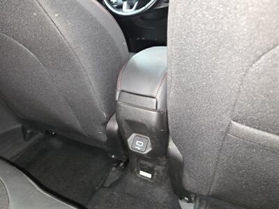 2021 Jeep Renegade Trailhawk 4DR SUV 4X4   - Photo 16 - Hamilton, OH 45015