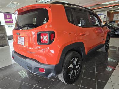 2021 Jeep Renegade Trailhawk 4DR SUV 4X4   - Photo 4 - Hamilton, OH 45015