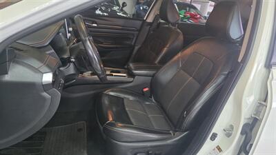 2022 Nissan Altima 2.5 SR 4DR SEDAN   - Photo 10 - Hamilton, OH 45015