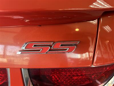 2012 Chevrolet Camaro SS 2DR CONVERTIBLE   - Photo 30 - Hamilton, OH 45015