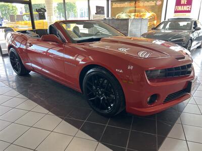 2012 Chevrolet Camaro SS 2DR CONVERTIBLE   - Photo 6 - Hamilton, OH 45015