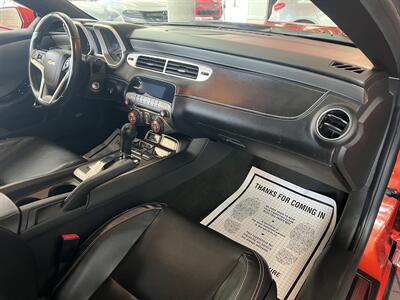 2012 Chevrolet Camaro SS 2DR CONVERTIBLE   - Photo 27 - Hamilton, OH 45015