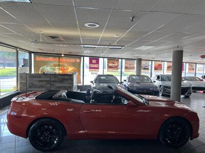 2012 Chevrolet Camaro SS 2DR CONVERTIBLE   - Photo 11 - Hamilton, OH 45015