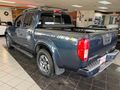 2015 Nissan Frontier PRO-4X   - Photo 7 - Hamilton, OH 45015