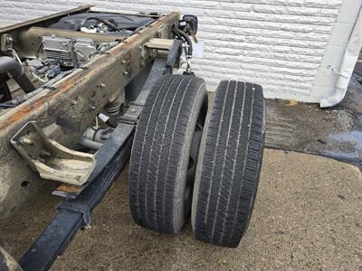 2022 Chevrolet Silverado 3500HD CC Work Truck 2DR REGULAR CAB LWB CHASSIS   - Photo 20 - Hamilton, OH 45015