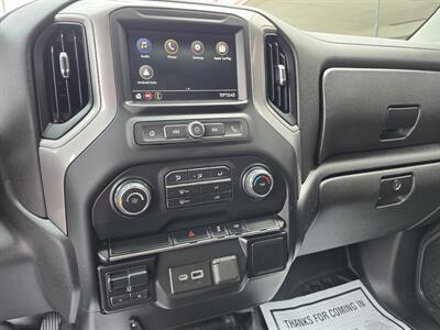 2022 Chevrolet Silverado 3500HD CC Work Truck 2DR REGULAR CAB LWB CHASSIS   - Photo 15 - Hamilton, OH 45015