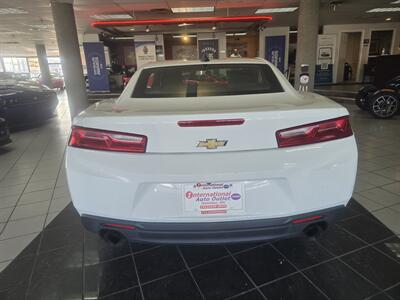 2017 Chevrolet Camaro LT 2DR COUPEw/1LT - Photo 5 - Hamilton, OH 45015