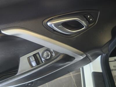 2017 Chevrolet Camaro LT 2DR COUPEw/1LT - Photo 15 - Hamilton, OH 45015