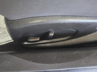 2017 Chevrolet Camaro LT 2DR COUPEw/1LT - Photo 16 - Hamilton, OH 45015