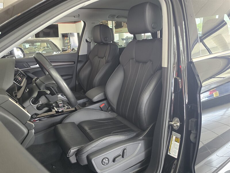 2024 Audi Q5 quattro S line Prem Plus 45 TFSI 4DR SUV AWD - Photo 9 - Hamilton, OH 45015
