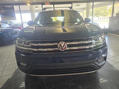 2018 Volkswagen Atlas V6 SE SUV  w/TECHNOLIGY   - Photo 2 - Hamilton, OH 45015