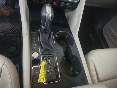 2018 Volkswagen Atlas V6 SE SUV  w/TECHNOLIGY   - Photo 18 - Hamilton, OH 45015